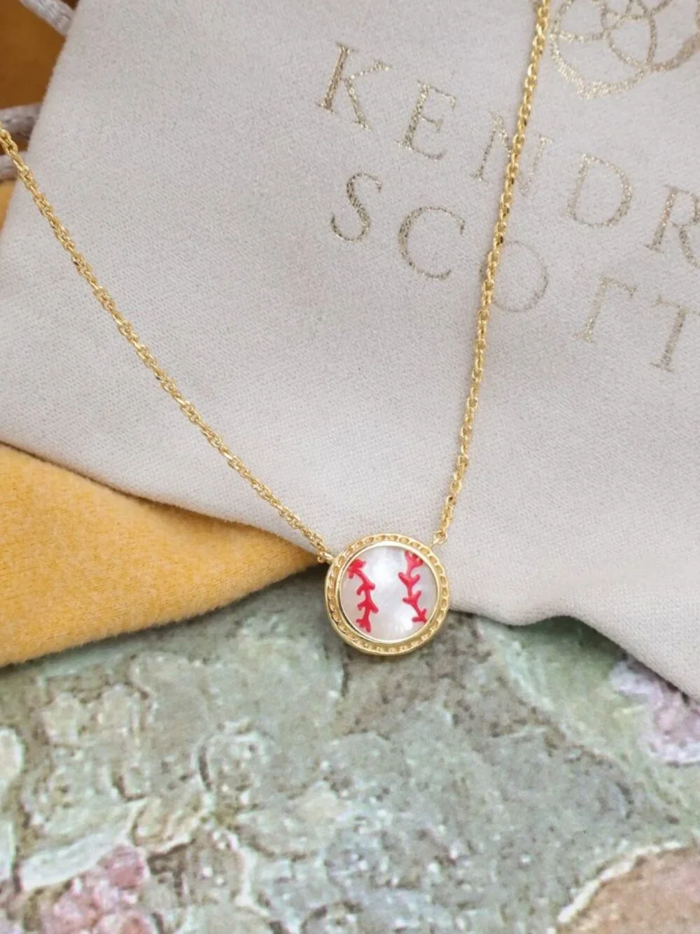 Kendra Scott Baseball Gold Necklace Gold NEW - Picture 2 of 2